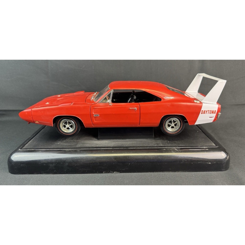 1969 Dodge Charger Daytona 1:18 Diecast Car Model Orange With Stand Display